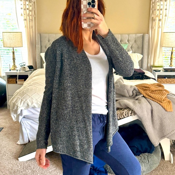 Dark Grey Open Cardigan Wrap Sweater – No Size Tags, Fits Like Women’s Medium - Picture 1 of 10